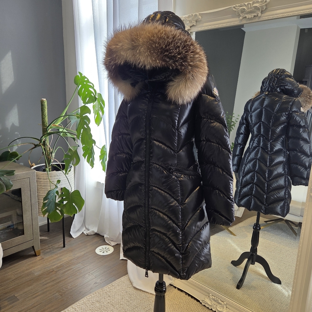 Moncler Black Puffer Jacket with Fur Hood (0)
